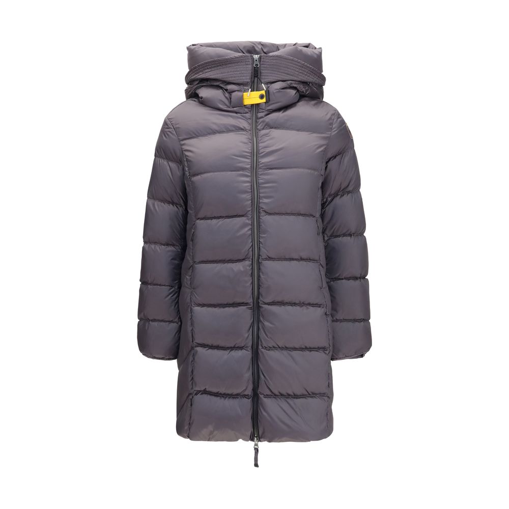 Graue Daunen-Steppjacke in voller Länge