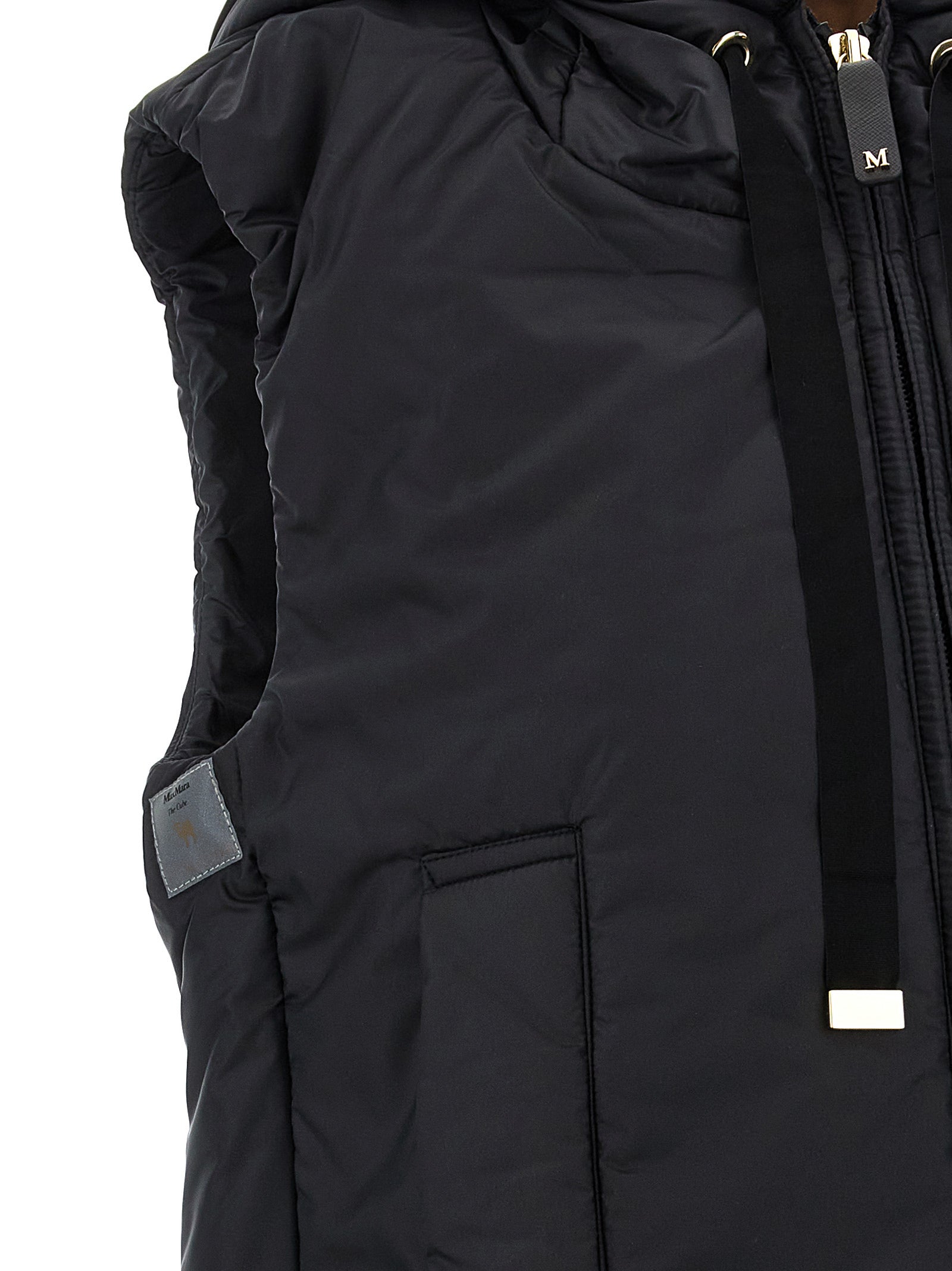 Schwarze ärmellose Jacke aus Polyester