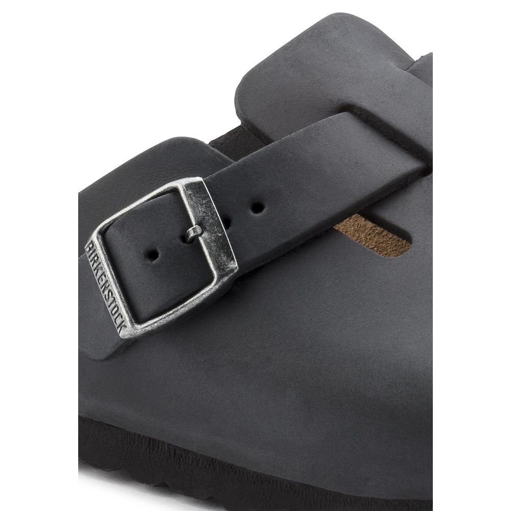 Schwarze Mules aus Synthetik