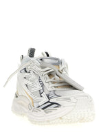Weiße Sneaker aus Polyethylen