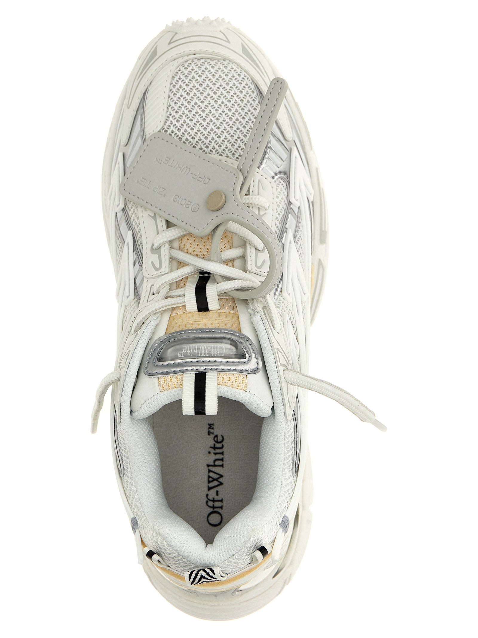 Weiße Sneaker aus Polyethylen