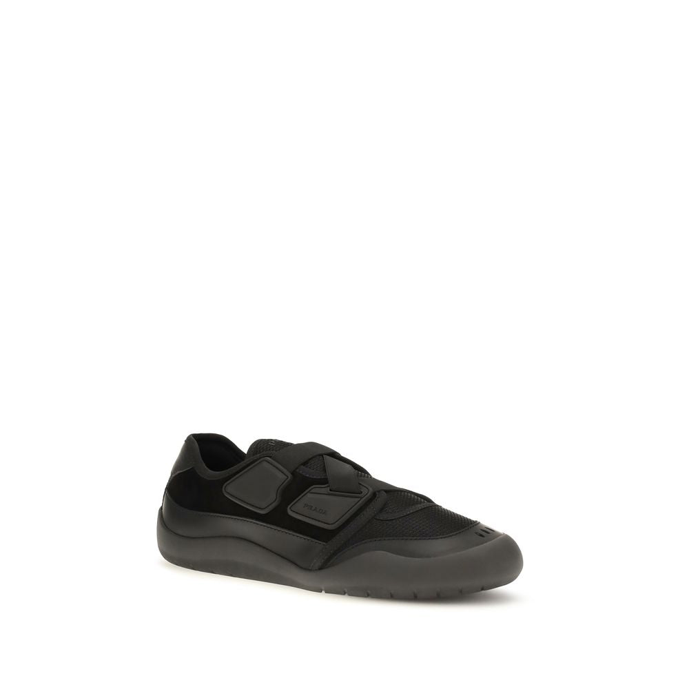 Schwarze Low-Top-Sneaker aus Nylon