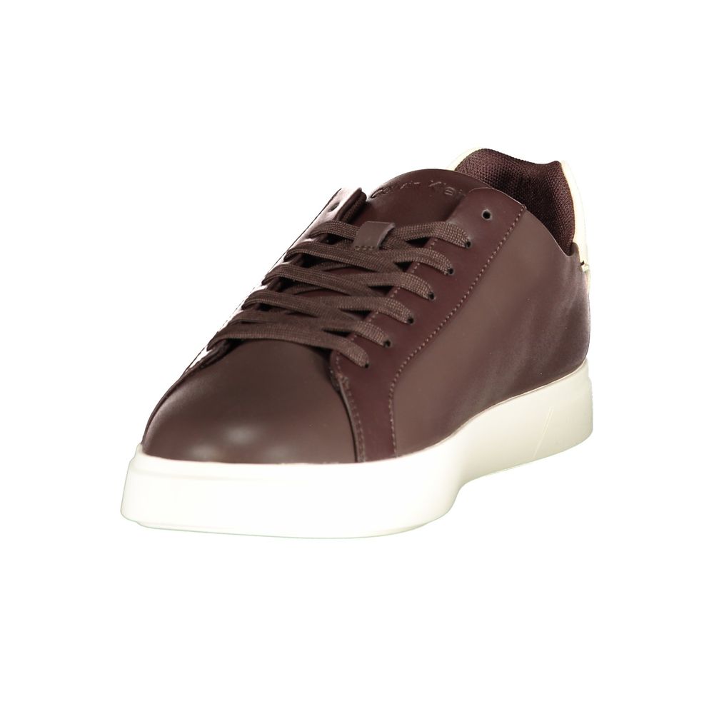 Braune Sneaker