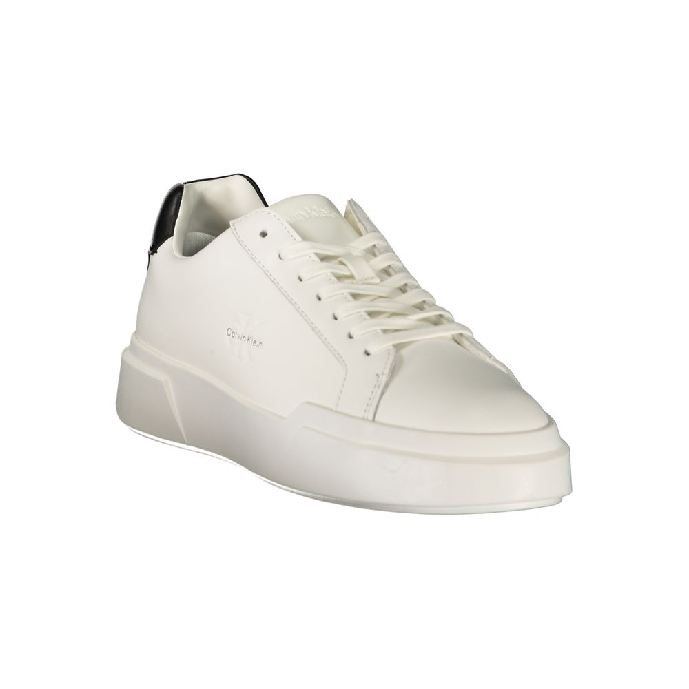 Sneaker aus weißem Polyester