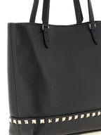 Schwarze Kalbsleder-Schultertasche