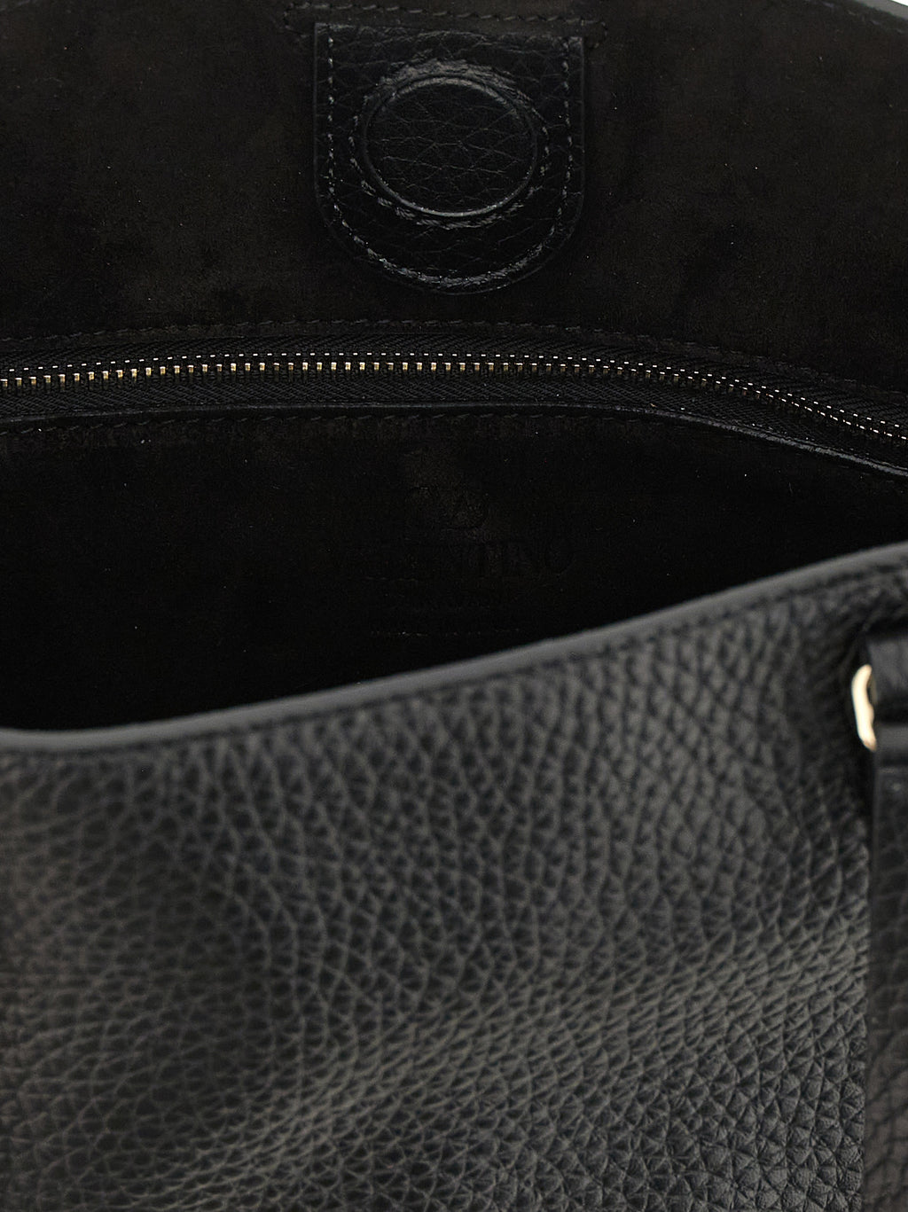 Schwarze Kalbsleder-Schultertasche