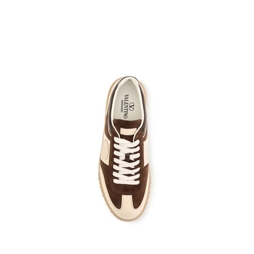 Braune Wildleder-Sneaker