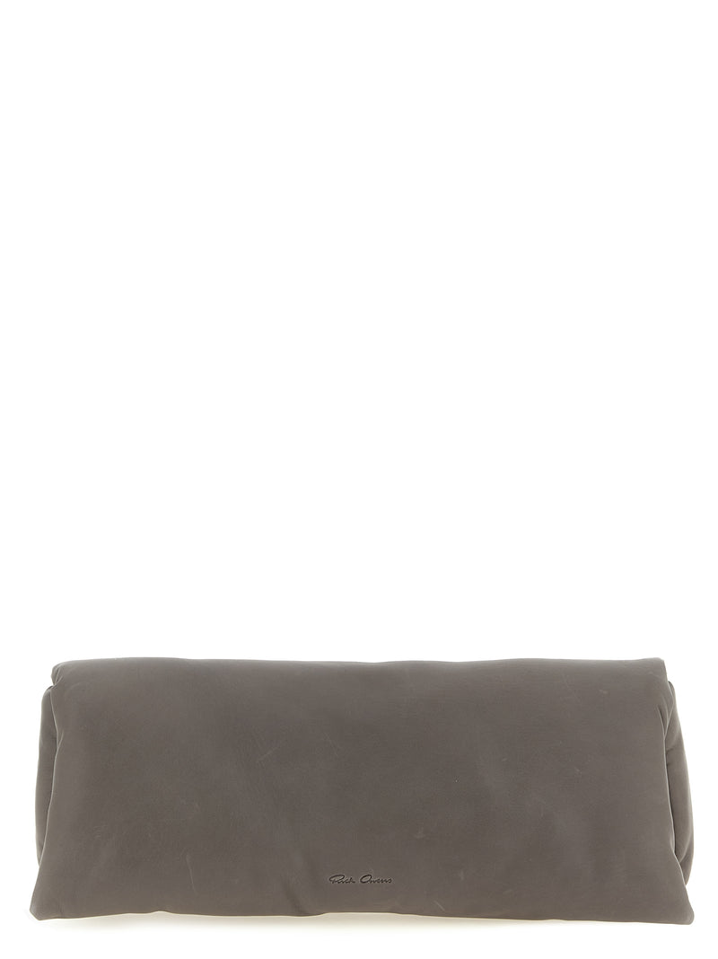 Graue Clutch aus Kalbsleder