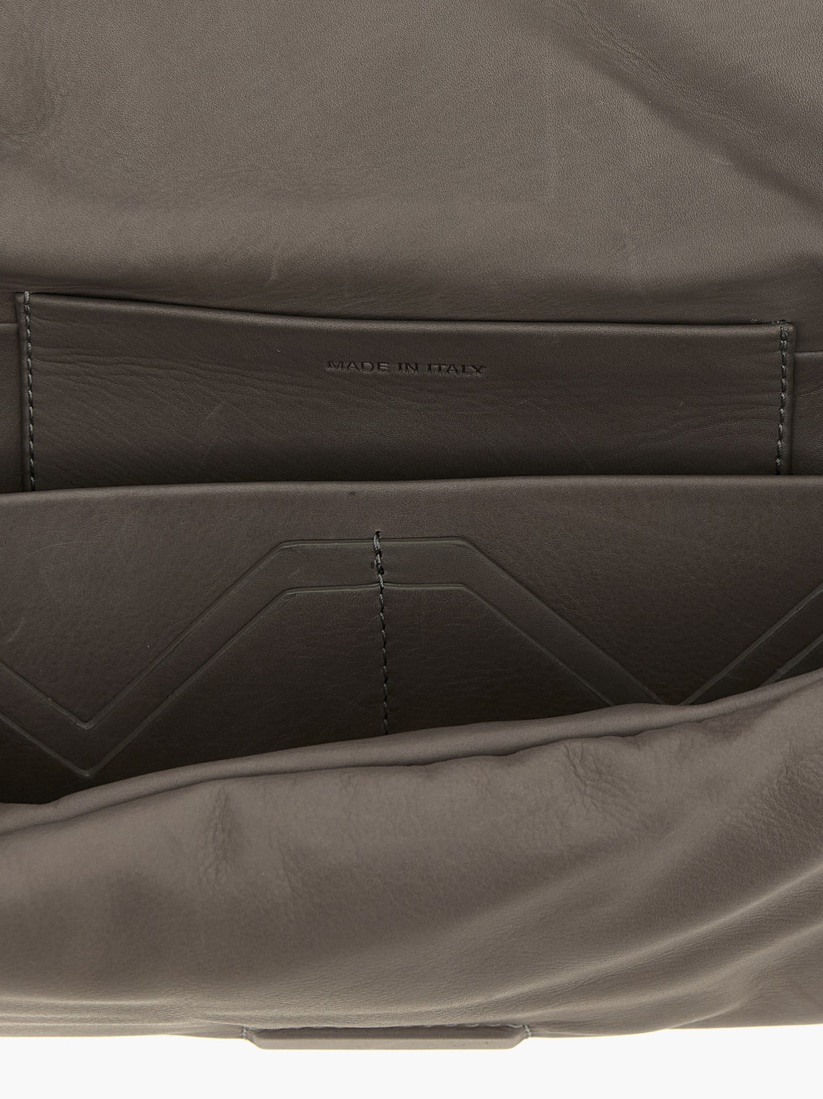 Graue Clutch aus Kalbsleder