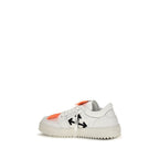 Weiße Low-Top-Sneaker aus Kalbsleder Bos Taurus