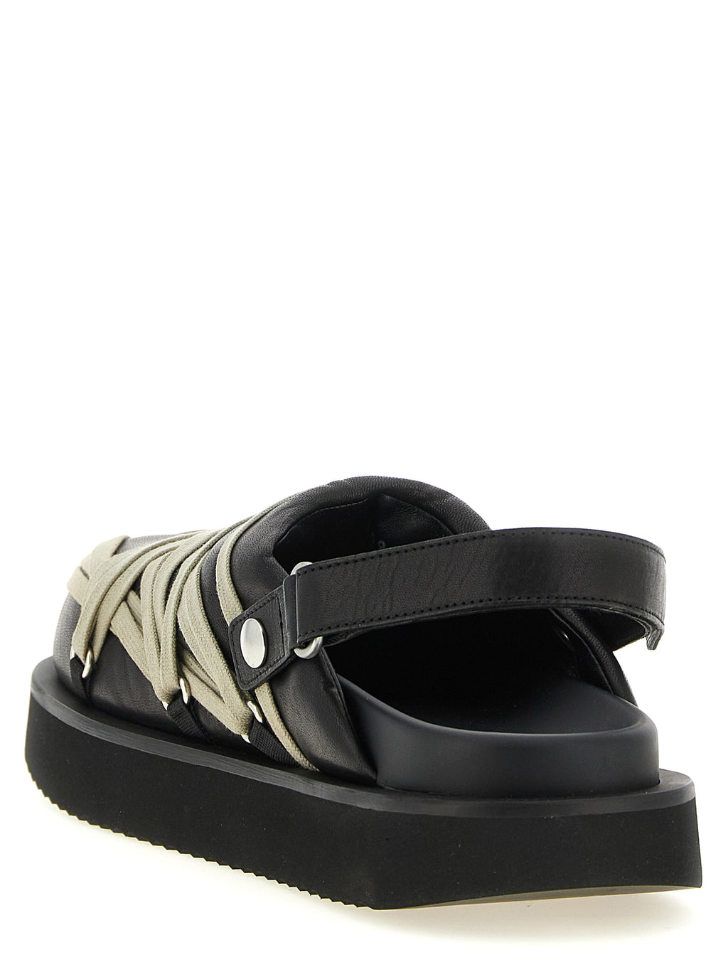 Schwarze Ramie-Mules