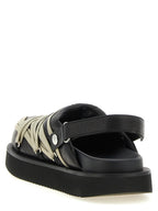 Schwarze Ramie-Mules