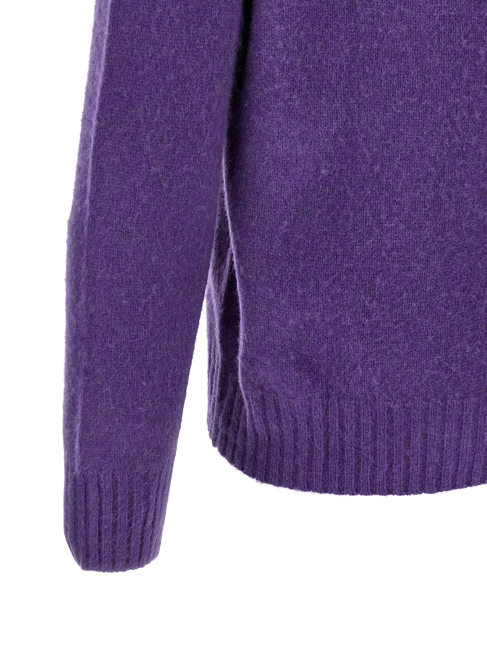 Lila Wollstrickjacke