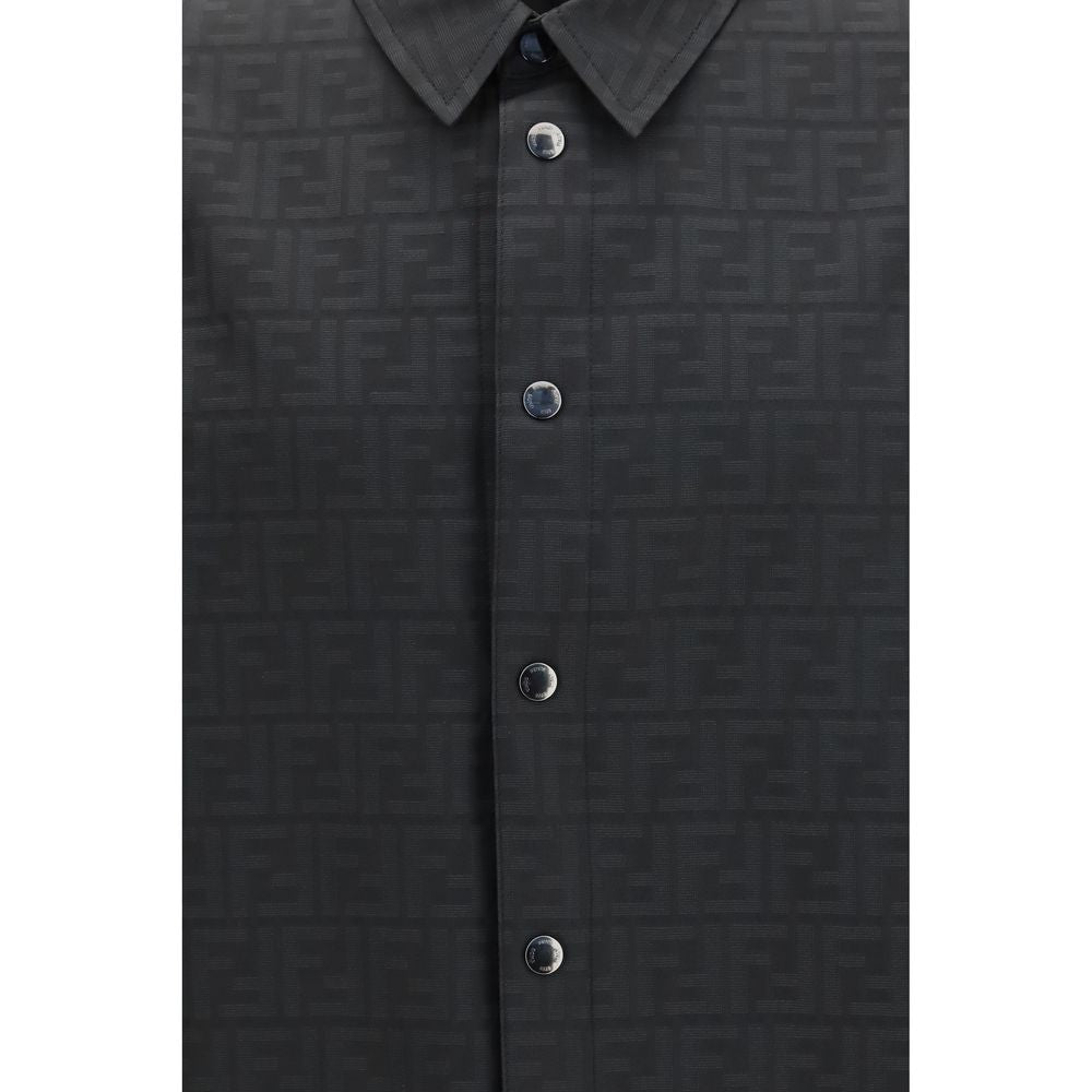 Schwarzes Hemd aus Polyester