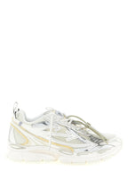 Weiße Sneaker aus Polyethylen