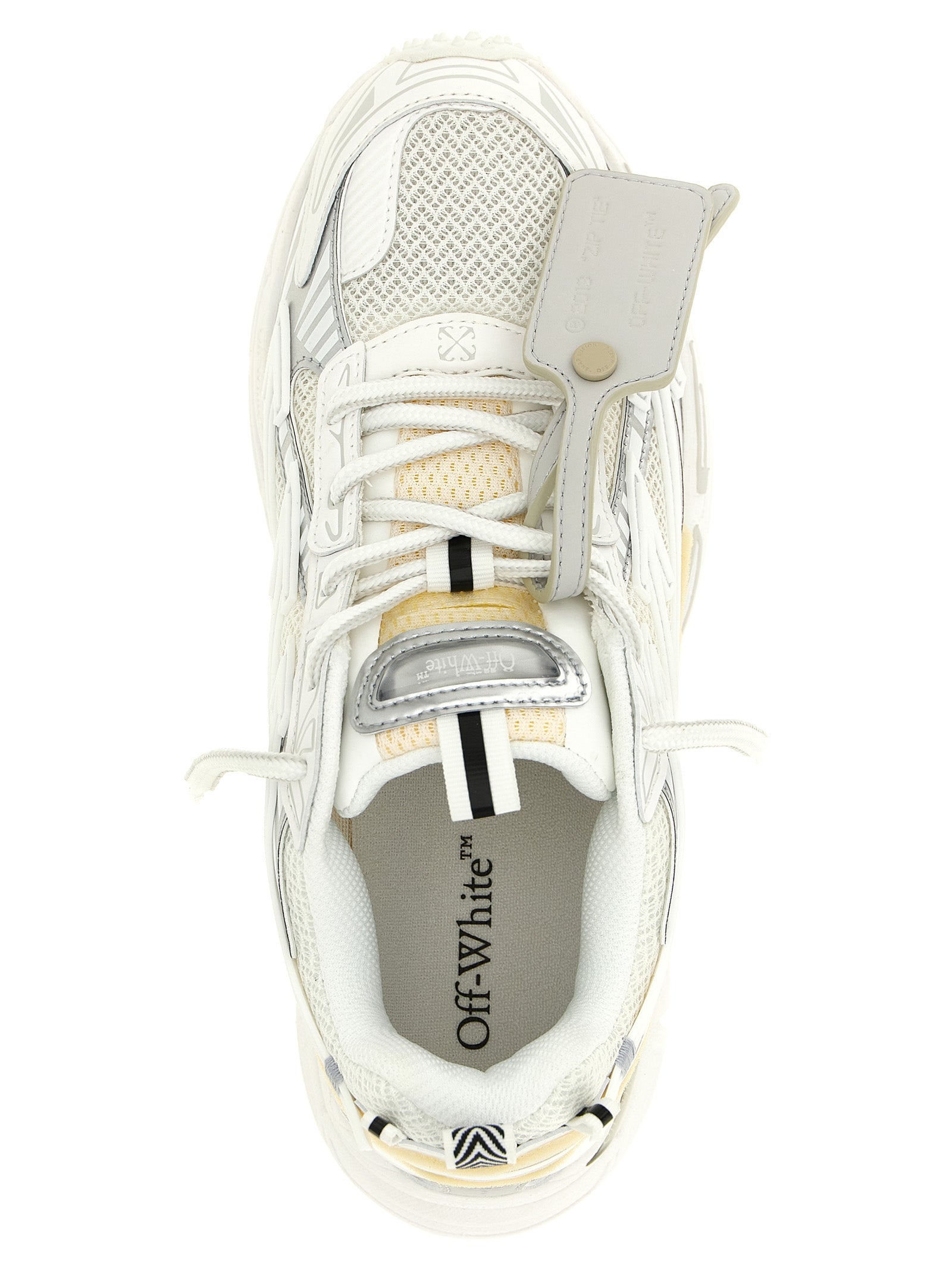 Weiße Sneaker aus Polyethylen