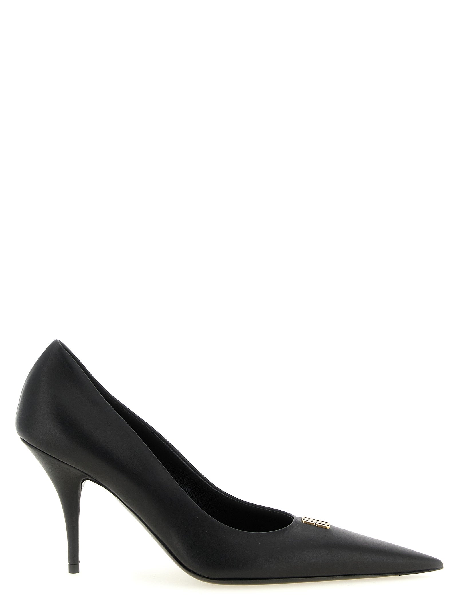 Schwarze Pumps aus Leder