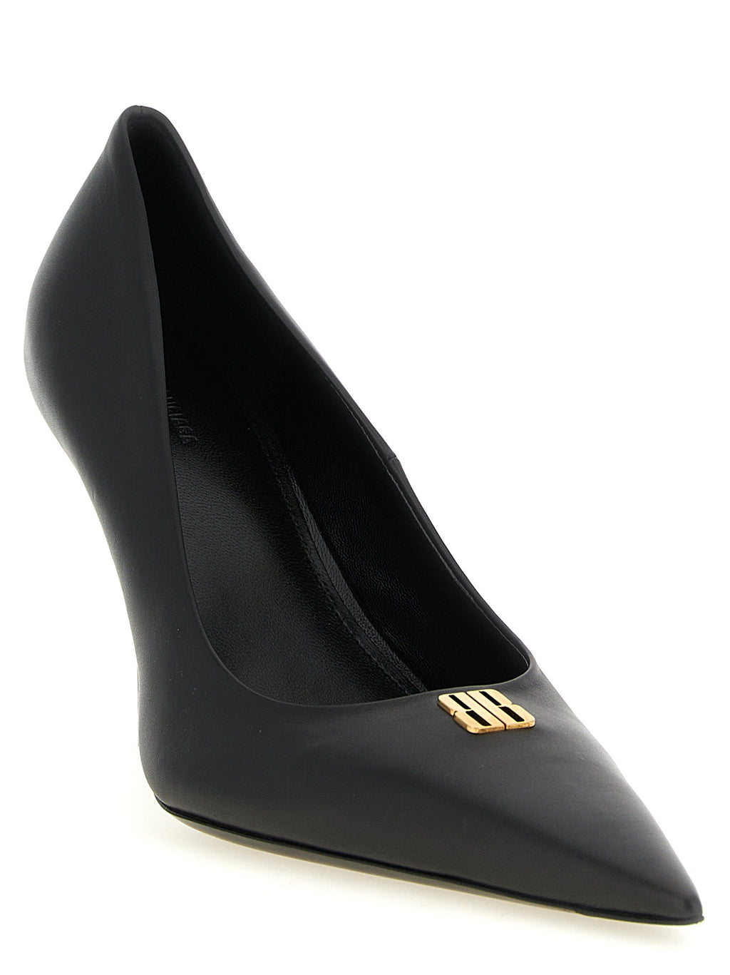 Schwarze Pumps aus Leder