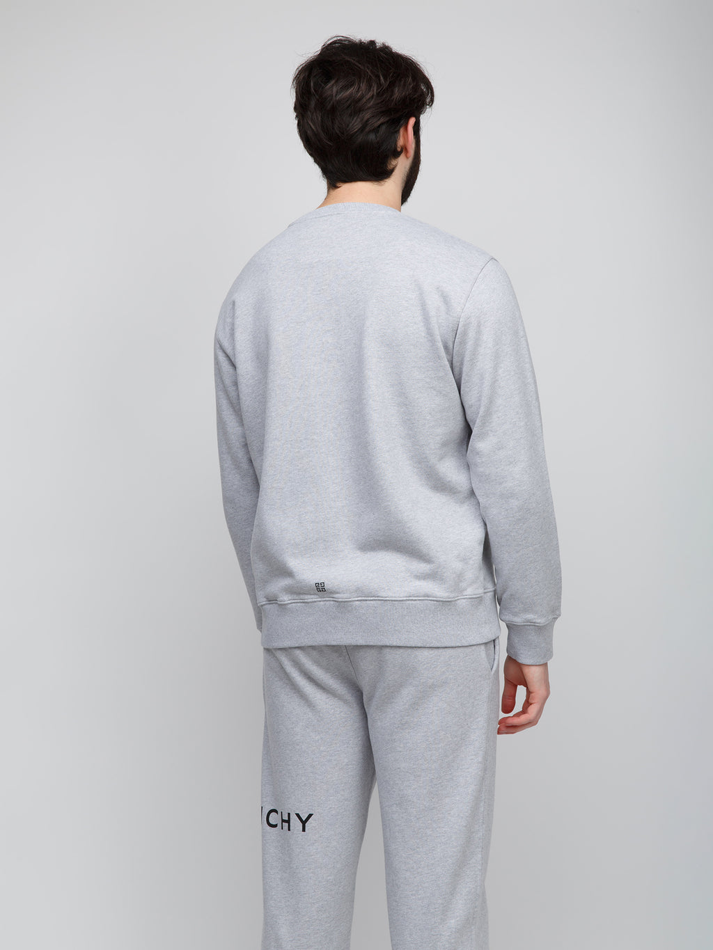 Grauer Baumwollpullover