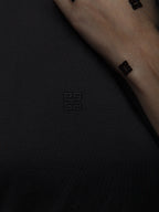 Schwarzes Langarm-T-Shirt aus Baumwolle