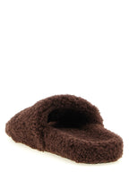 Braune Pantoletten aus Polyester