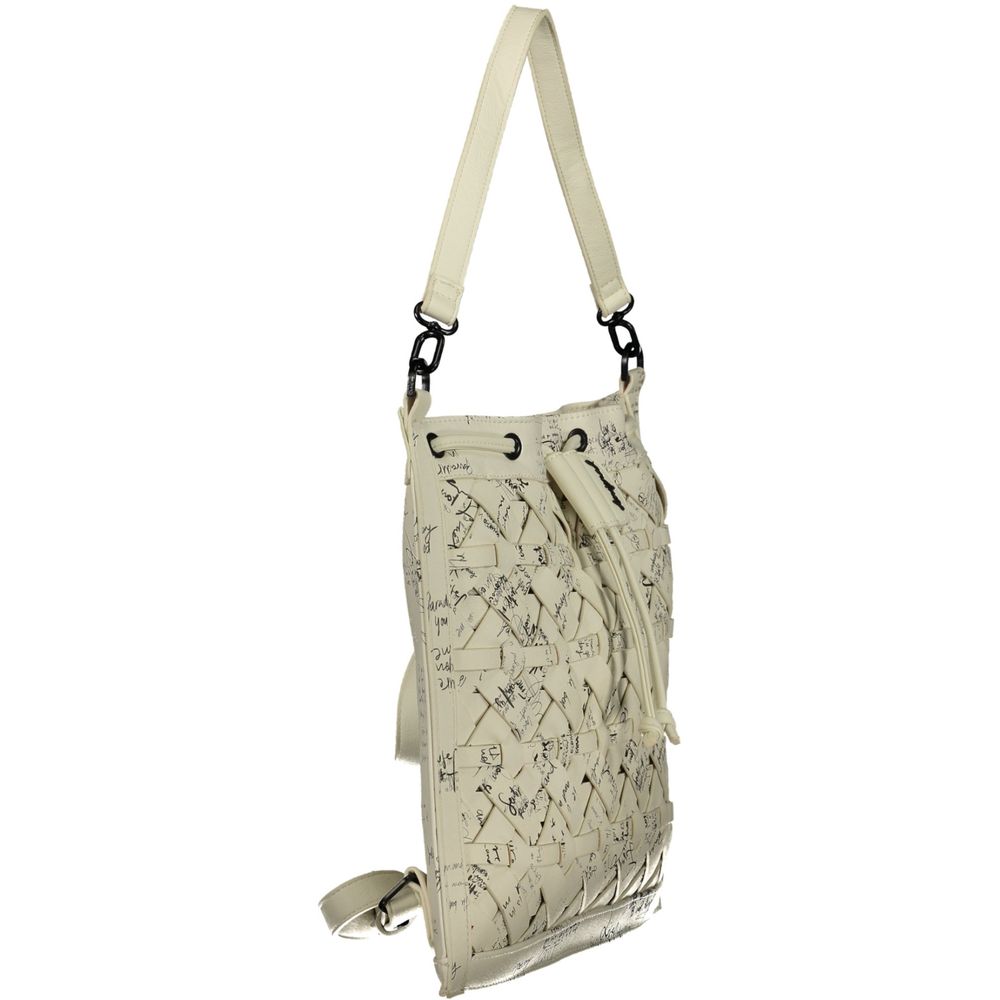 Rucksack aus weißem Polyethylen