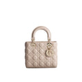 Beige Lammleder-Schultertasche