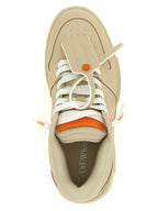 Beige Sneaker aus Kunststoff