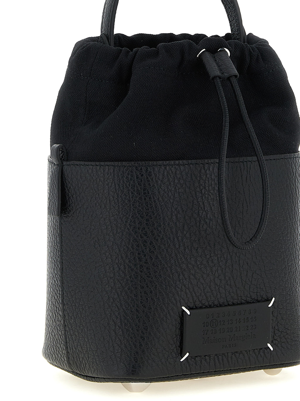 Schwarze Kalbsleder-Schultertasche