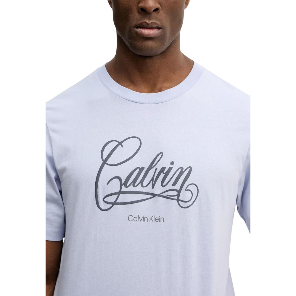 Blaues T-Shirt