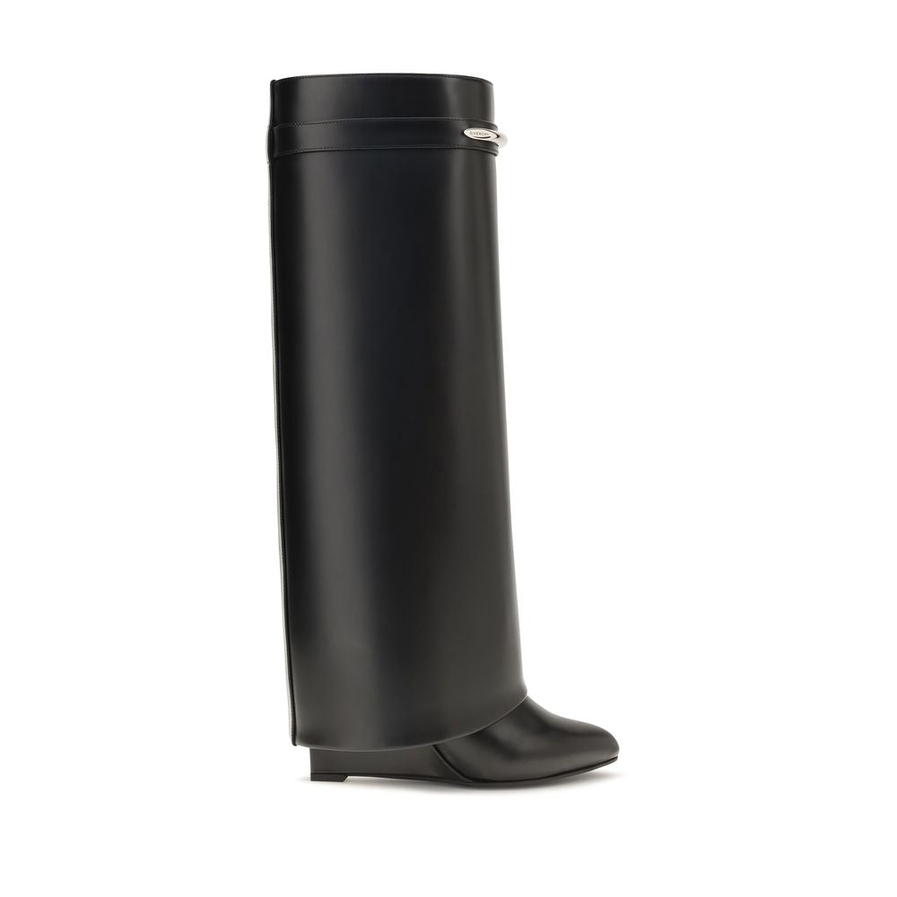Schwarze Bos Taurus Kalbsleder-Stiefel