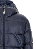 Blaue Polyamid-Jacke in voller Länge