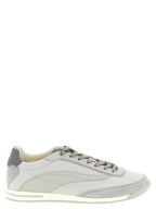 Graue Low-Top-Sneaker aus Polyethylen
