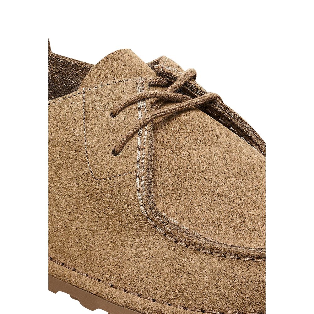 Beige Wildleder Oxford und Derby Schuhe