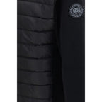 Schwarze Jacke aus recyceltem Polyamid in voller Länge