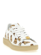 Valentino Garavani Weiße Low-Top-Sneaker aus Kalbsleder