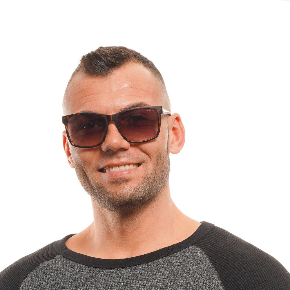 Braune Sonnenbrille aus Kunststoff