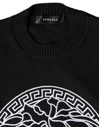 Schwarzer Pullover mit Medusa-Stickerei und Rundhalsausschnitt