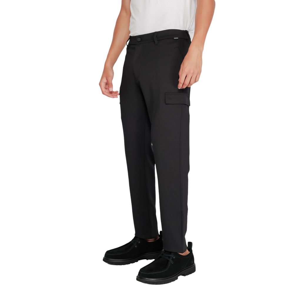 Schwarze Trainingshose aus recyceltem Polyester