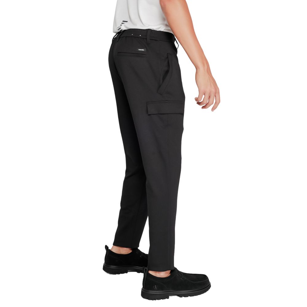 Schwarze Trainingshose aus recyceltem Polyester