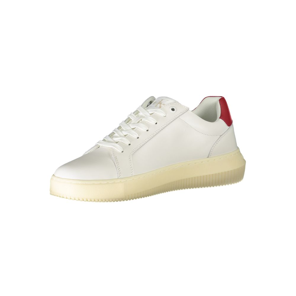 Sneaker aus weißem Polyester