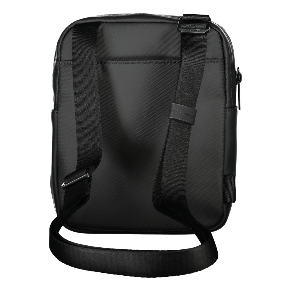 Schlanke schwarze Umhängetasche aus recyceltem Polyester