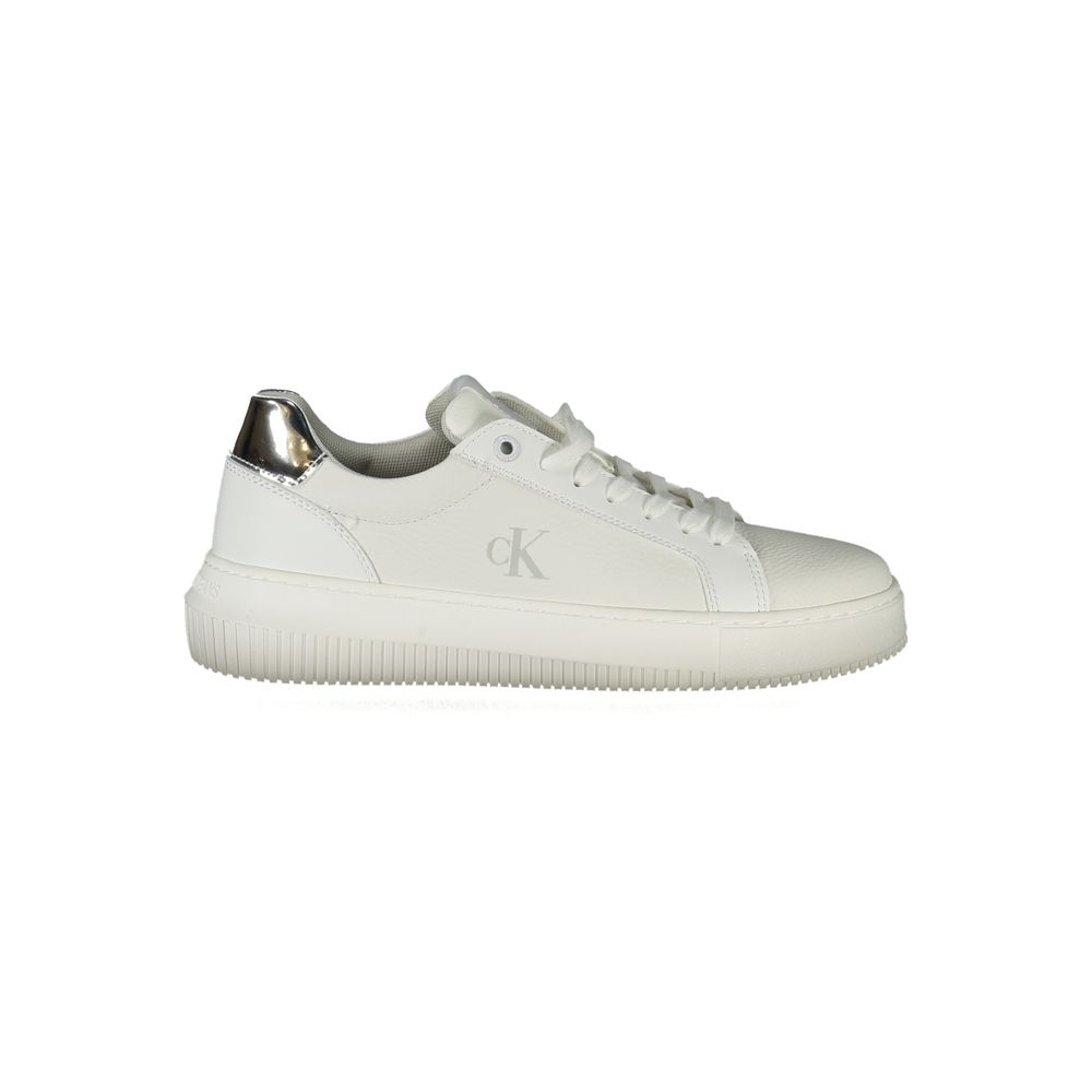 Weiße Low-Top-Sneaker aus Polyester