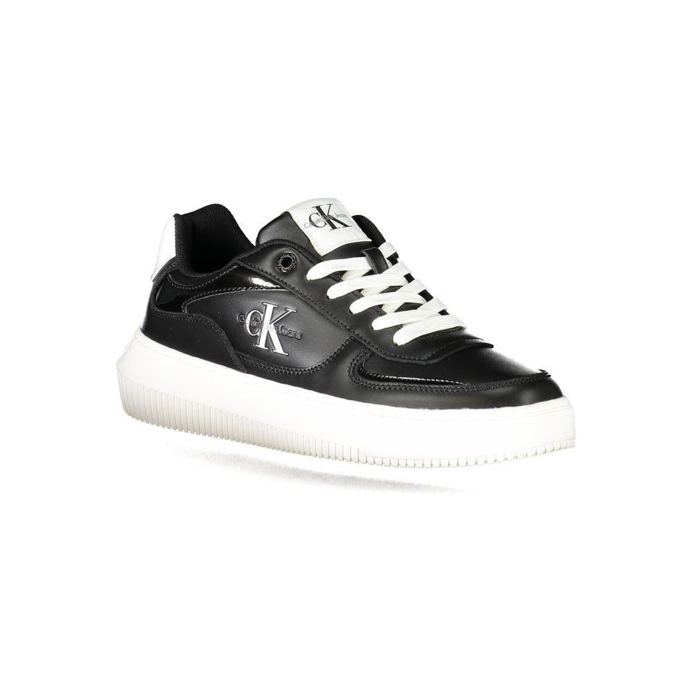 Schwarze Sneaker aus Polyester