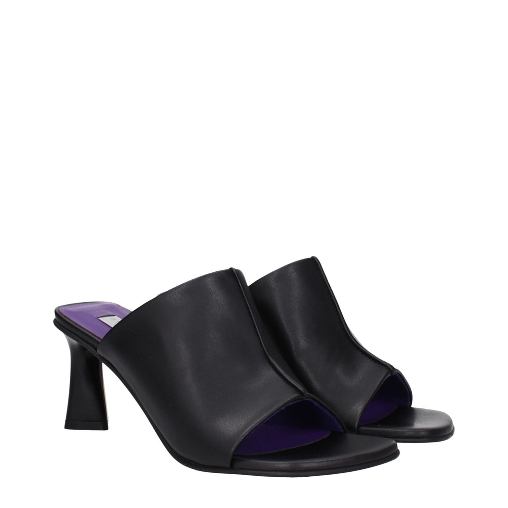 Schwarze Leder-Stiletto-Sandalen