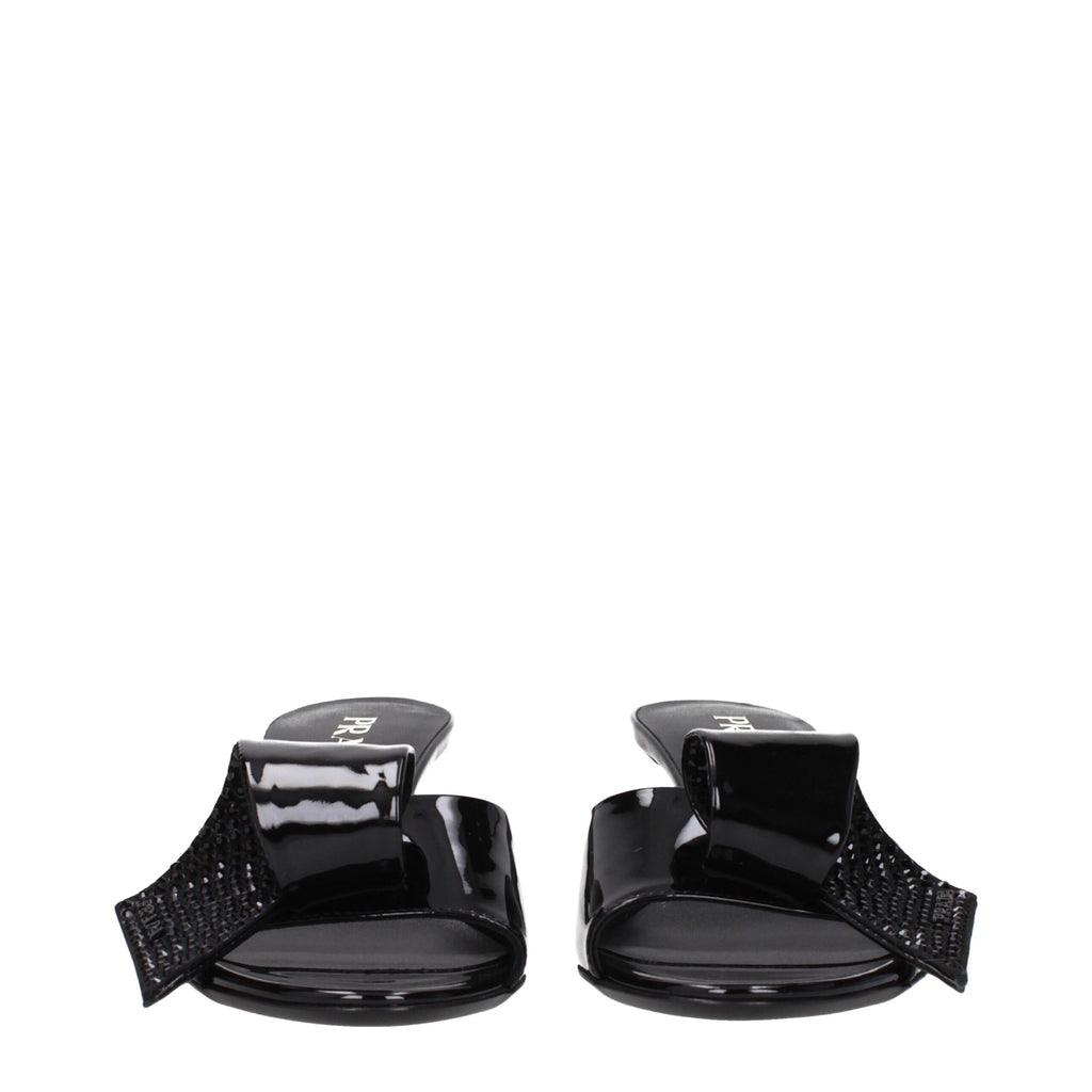 Schwarze Ledersandalen