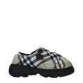 Grüne Stoff-Slipper
