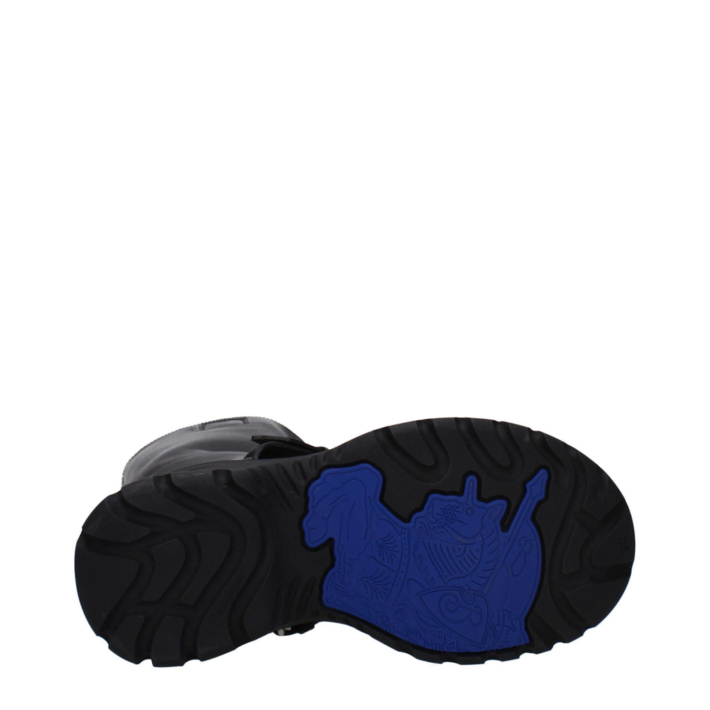 Schwarze Lederstiefel