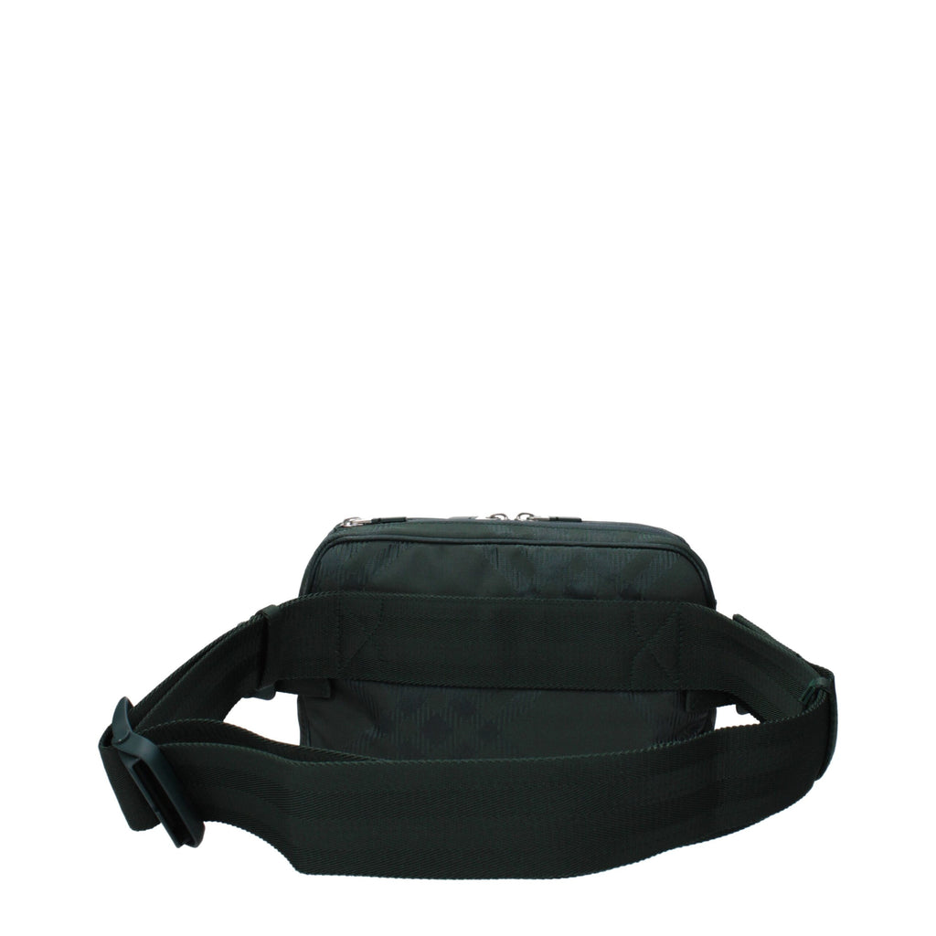 Grüner Nylon-Rucksack