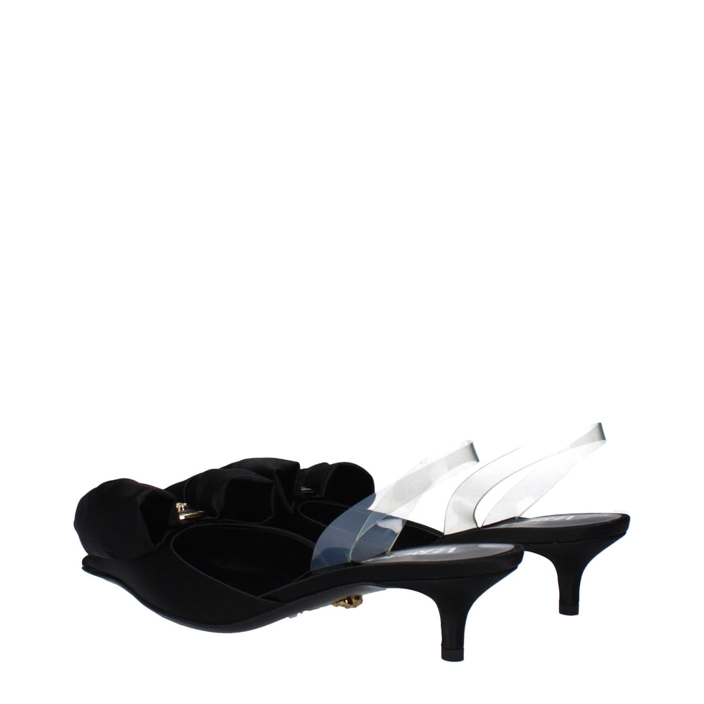 Schwarze Satin-Flachsandalen